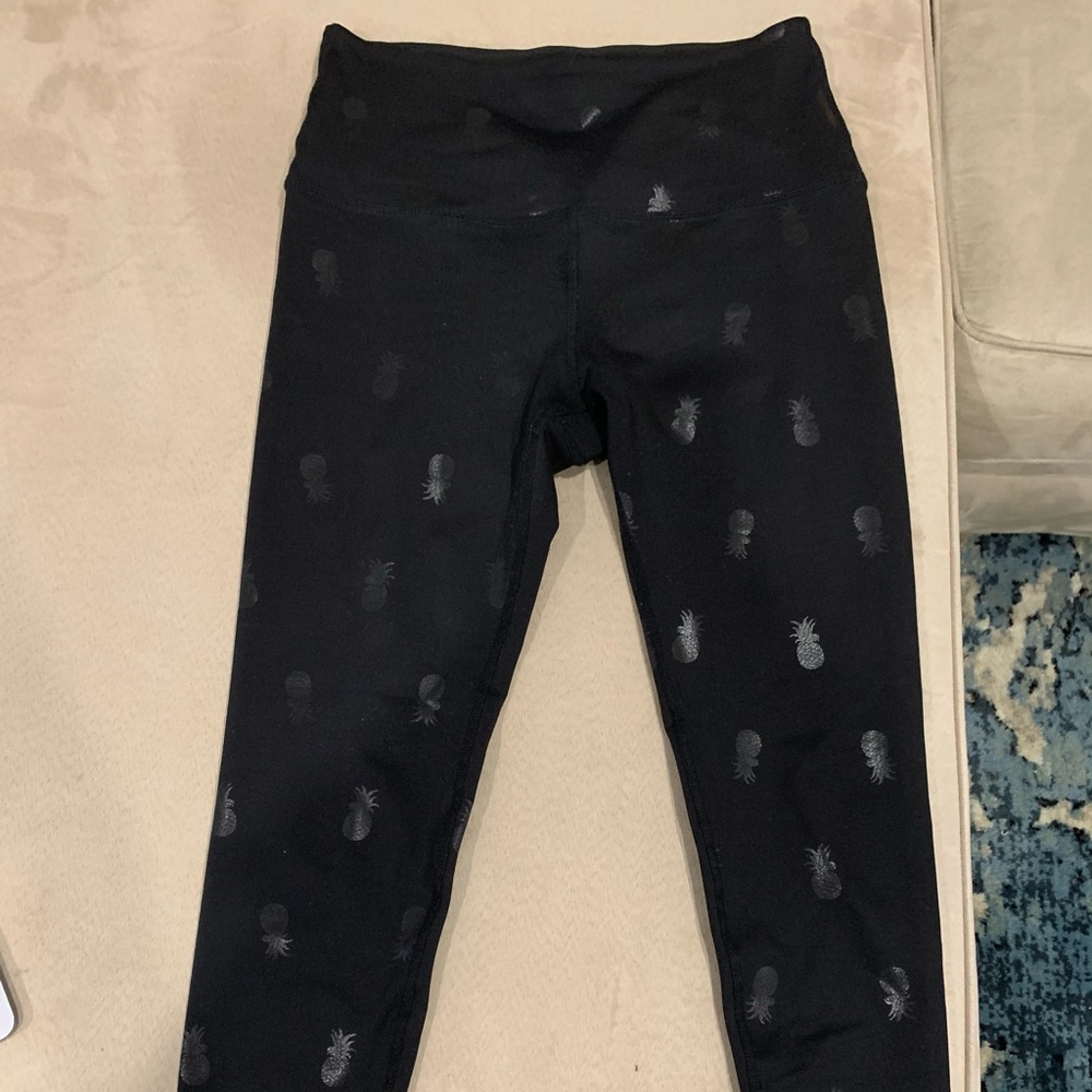 Beyond yoga Pineapple Midi Leggings